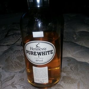 Meet your Posher, Karl